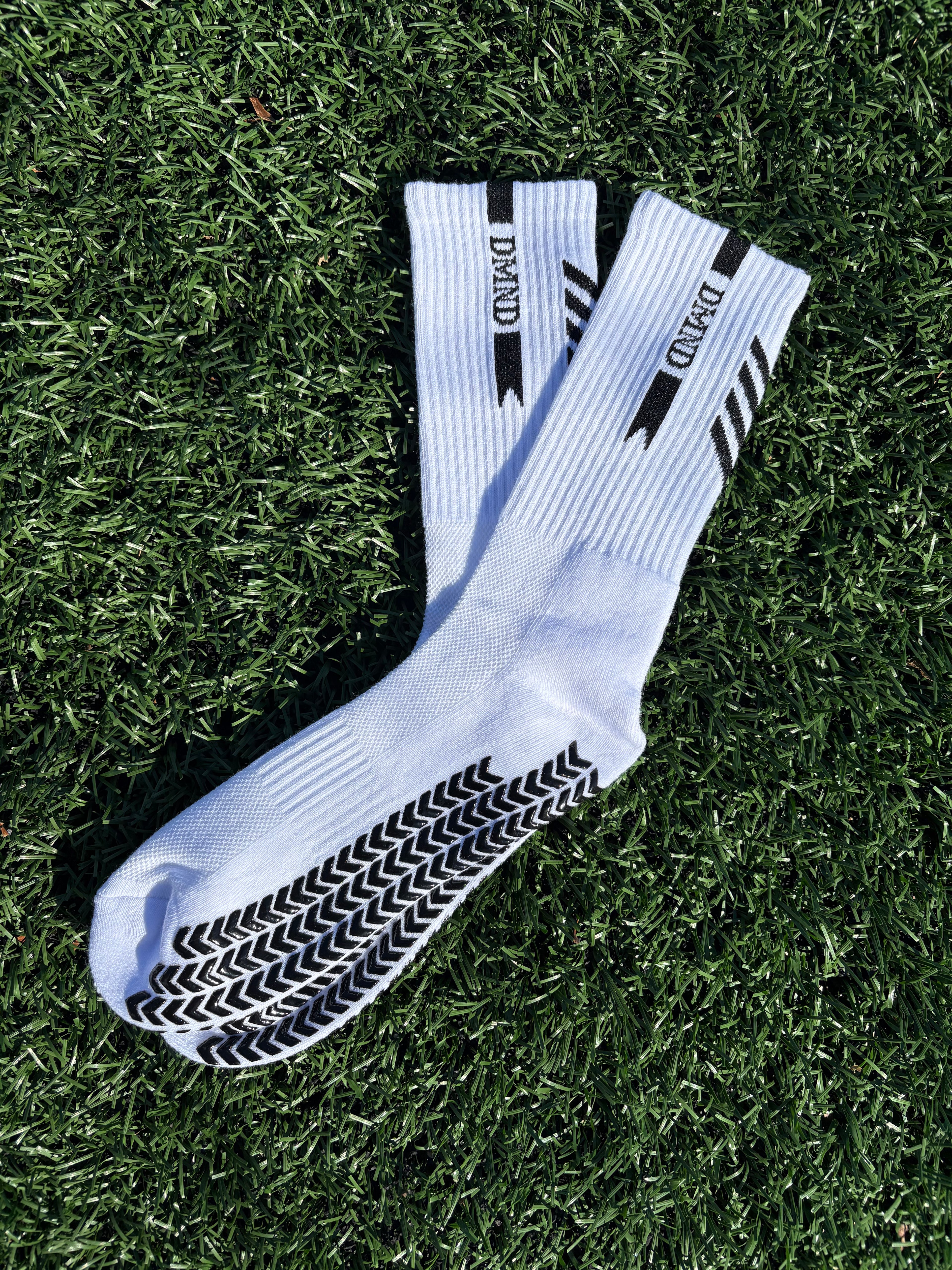 DMND Grip Socks