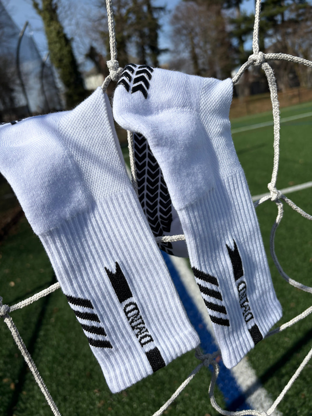 DMND Grip Socks