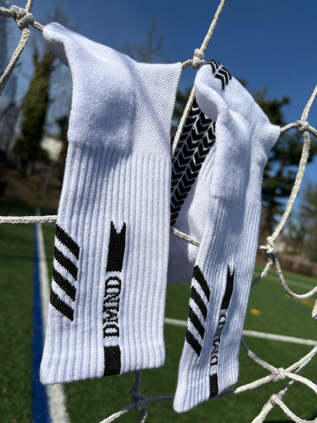 DMND Grip Socks